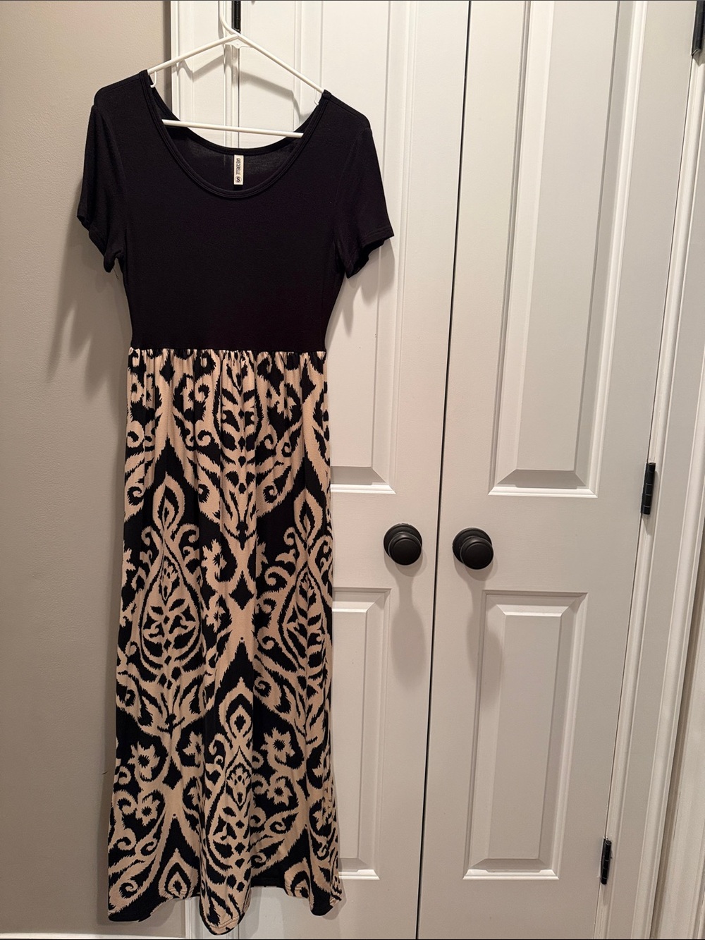 Short Sleeve Patterned Maxi Dress